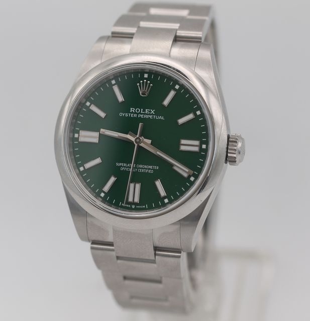 Rolex Oyster Perpetual 41 134300 Image 2
